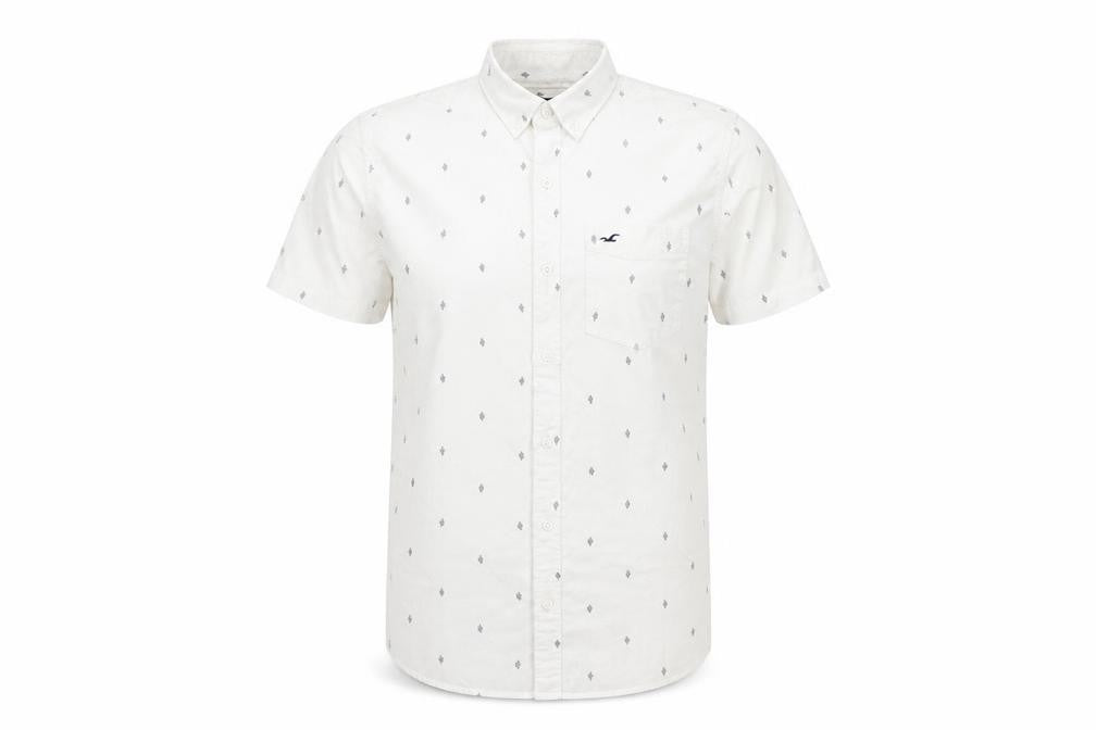 Front view of Hollister Men's White Slim Fit Button-Up Shirt S