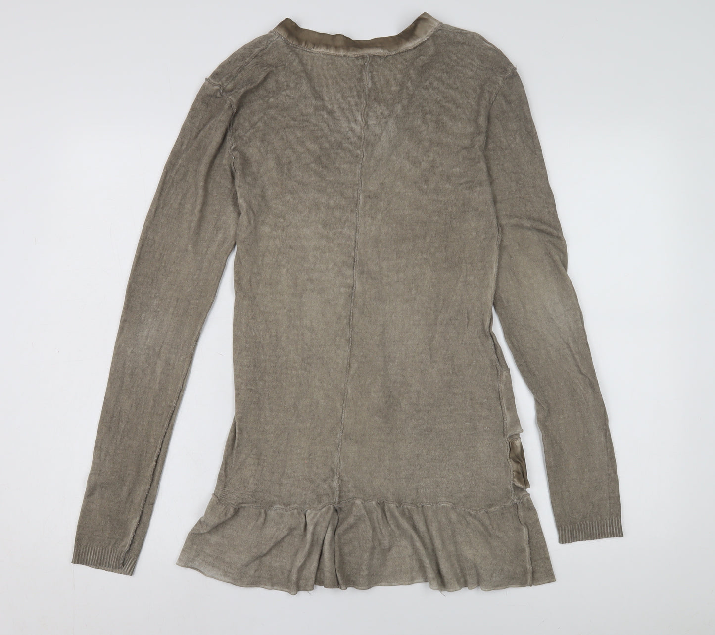 Rose and Crown Women's Beige V-Neck Top, Size L