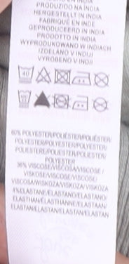 Disney Women’s Green Pinocchio Sweatshirt Size M