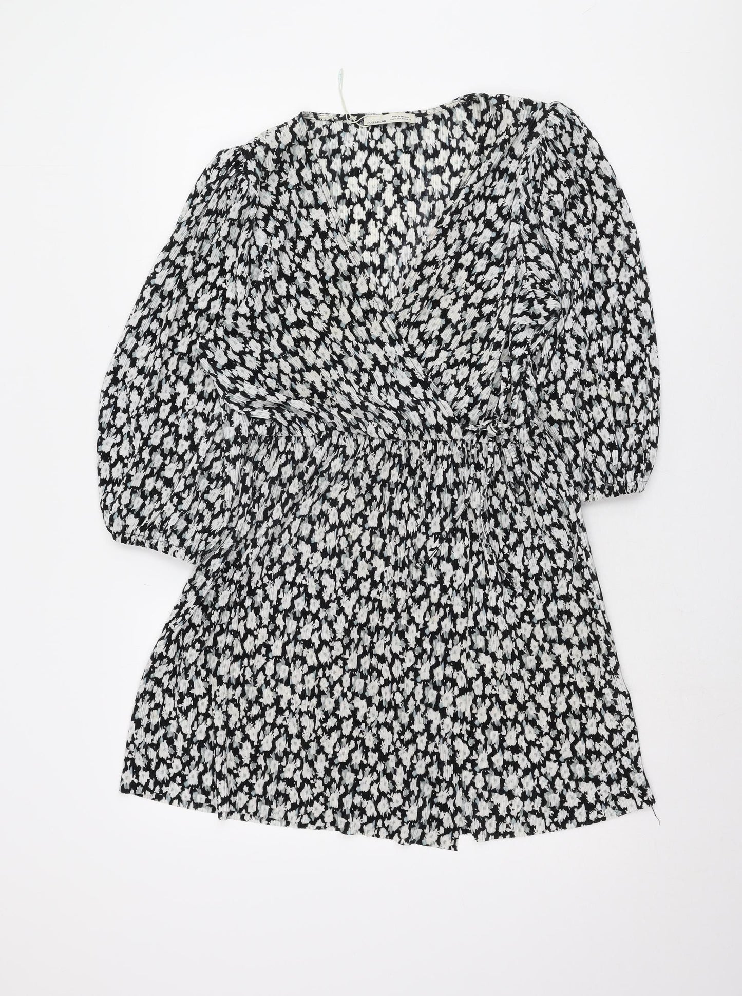 Pull&Bear Women's Black Floral Fit & Flare Dress M