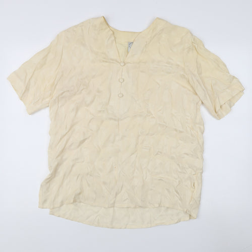 Country Casuals Women's Beige Short Sleeve Top L