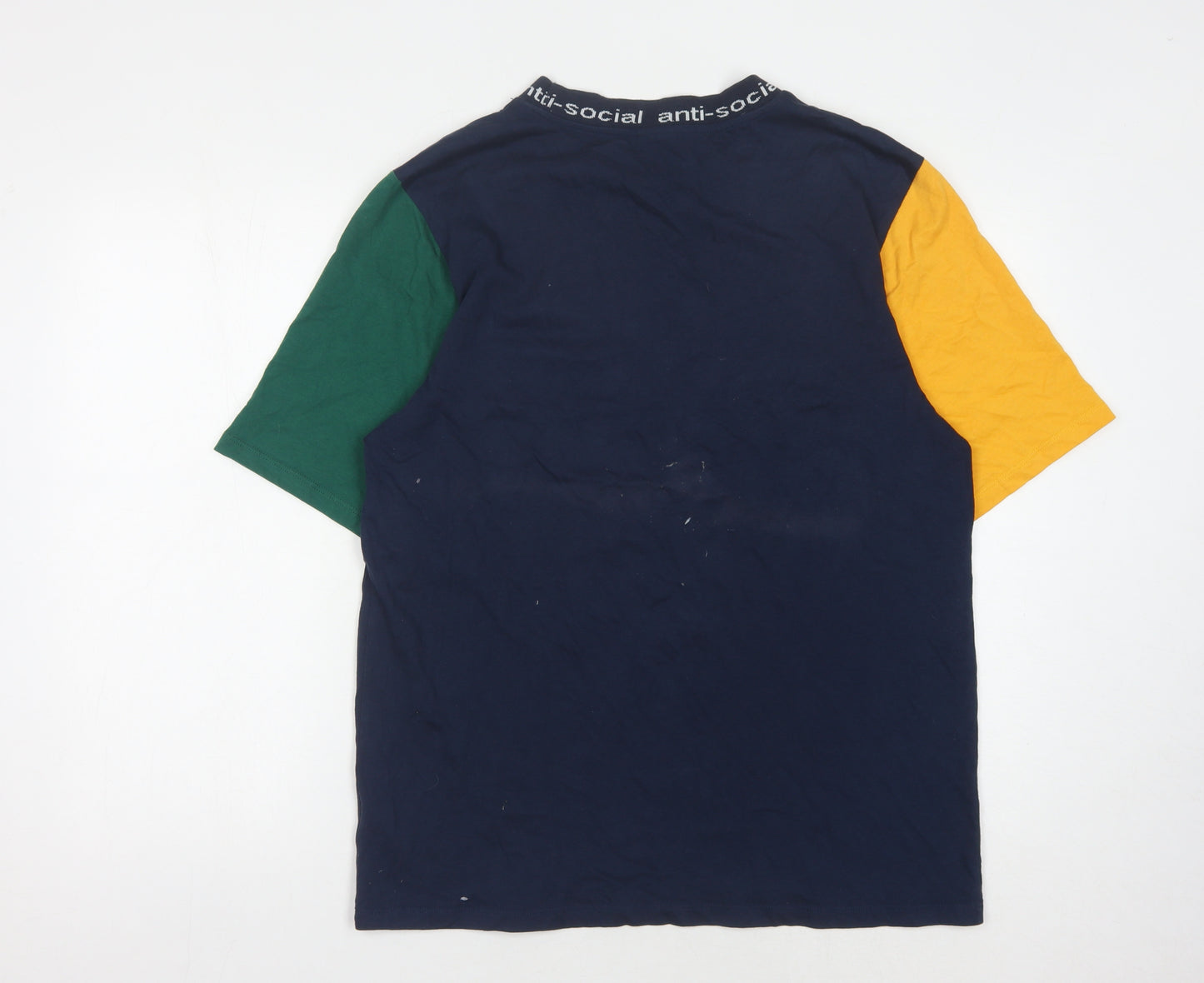 Urban Outfitters Men's Multicoloured Large T-Shirt
