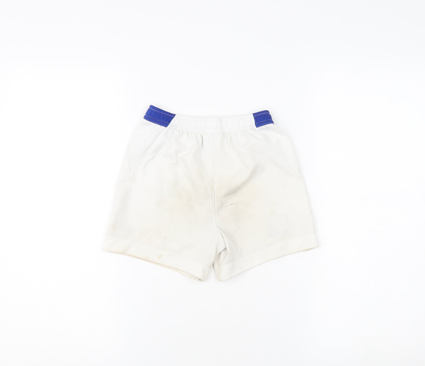 Umbro Boys White Football Athletic Shorts 4-5 Years