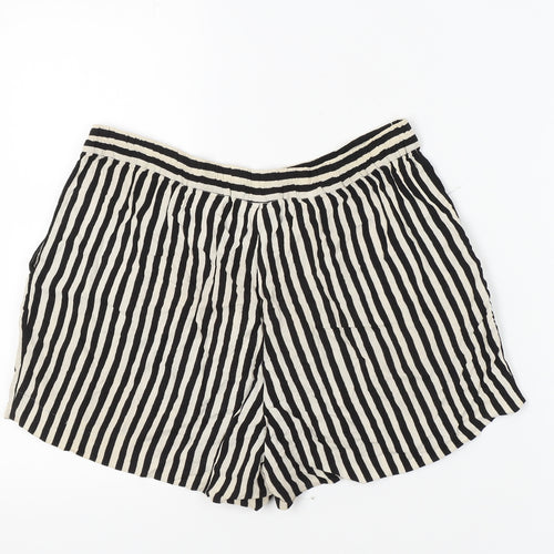 H&M Women's Black Striped Shorts Size 10