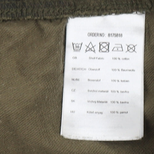 Colours of the World Women's L Green Camouflage Shorts