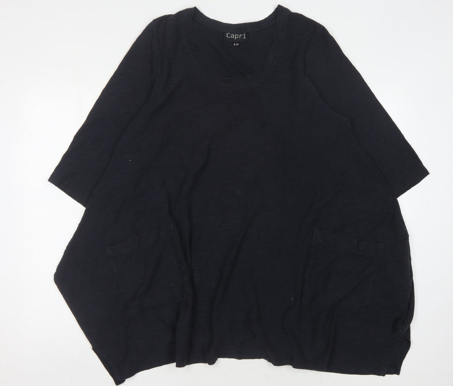 Capri Women's Black Tunic with Pockets, S/M