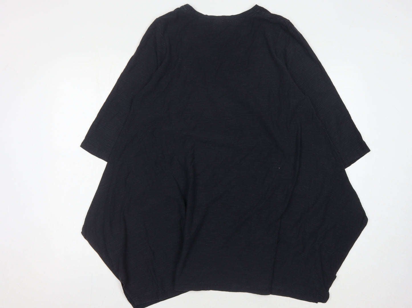 Capri Women's Black Tunic with Pockets, S/M
