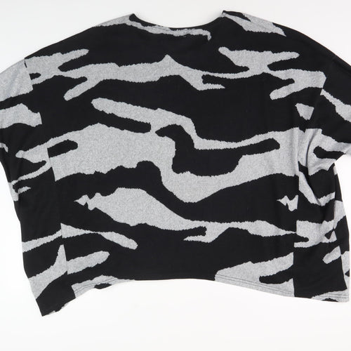 Stella Morgan Women’s Black/Grey Animal Print Cropped T-Shirt