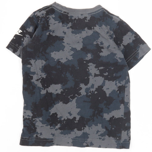 Nike Boys Black Camouflage T-Shirt, Size 3-4Y, Crew Neck