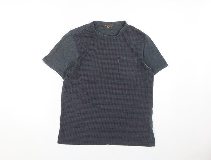Ben Sherman Men's T-shirt, Size Small.