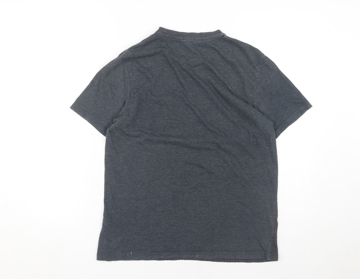 Ben Sherman Men's T-shirt, Size Small.