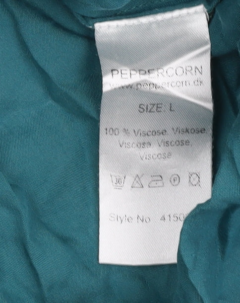 Peppercorn Women's Green Button-Up Shirt - Size L