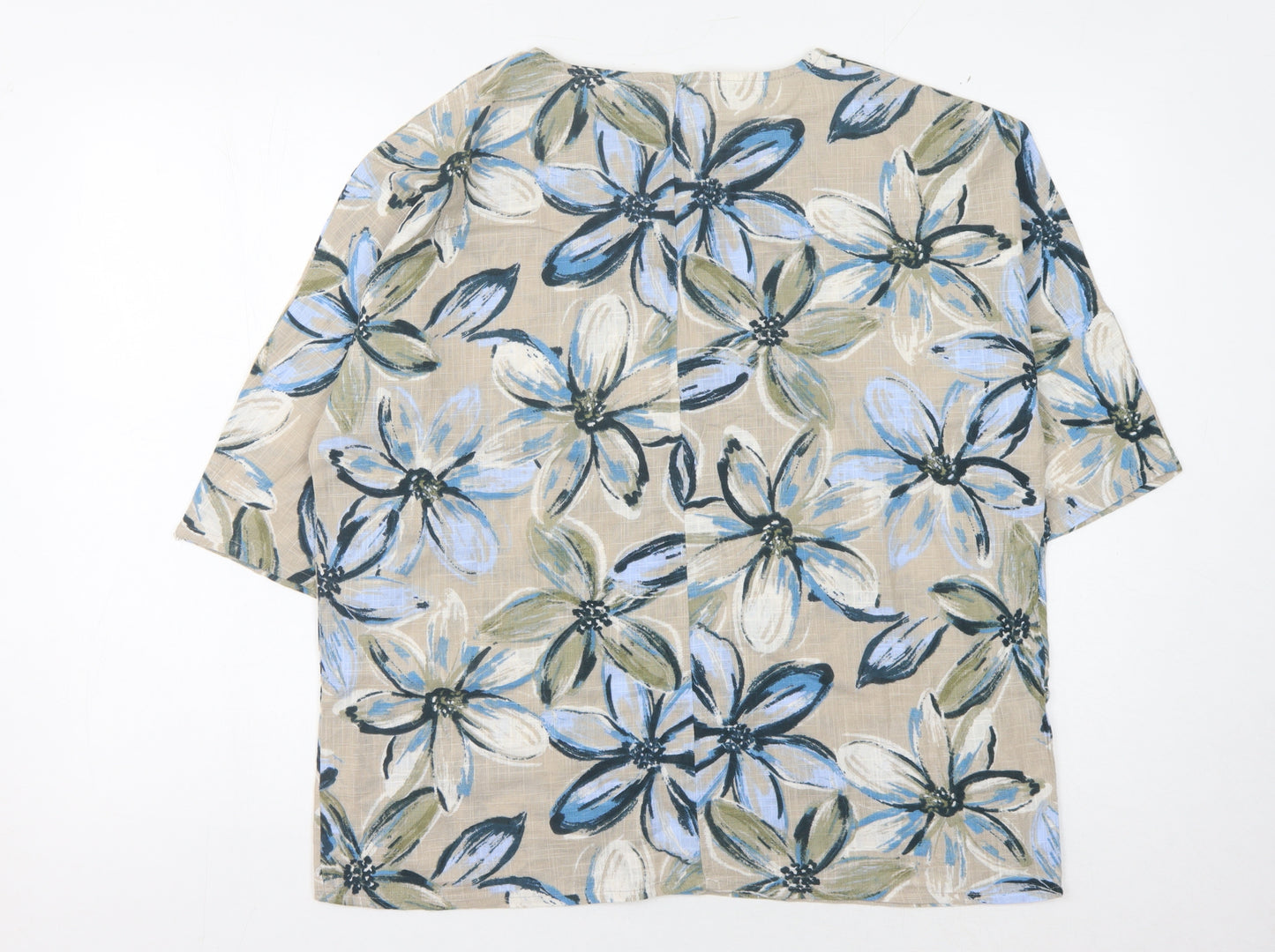 Bonmarché Women's Beige Floral 3/4 Sleeve Top