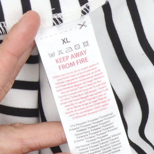 Beloved Women's White Striped XL Basic T-Shirt