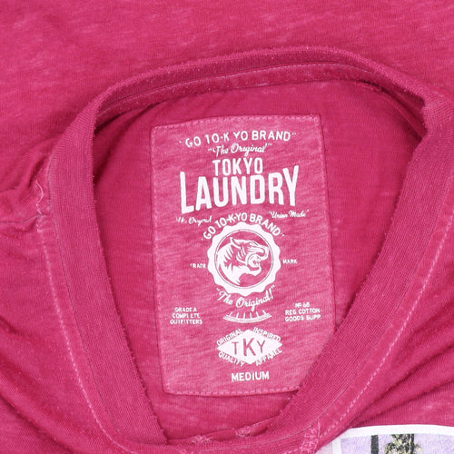 Tokyo Laundry Men's Red Graphic T-Shirt Medium
