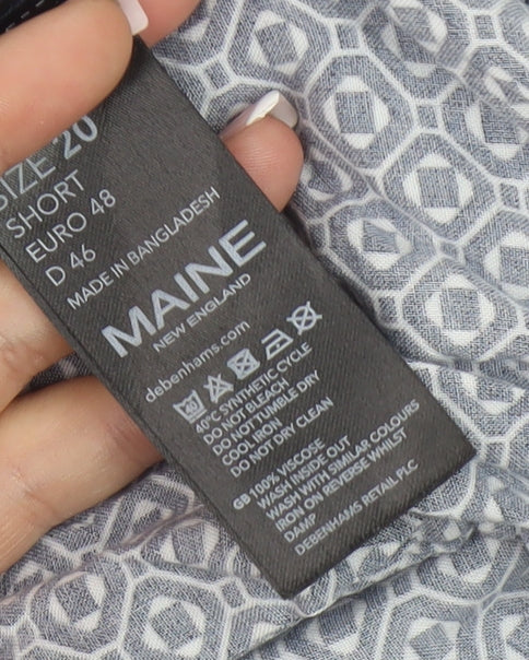 Maine New England Women's Blue Cropped Trousers Size 20