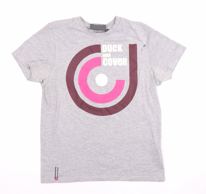 Duck and Cover Men's Grey Graphic Print T-Shirt M
