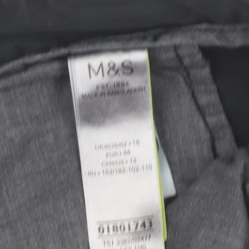 Marks and Spencer Women's Black Size 16 Chino Shorts