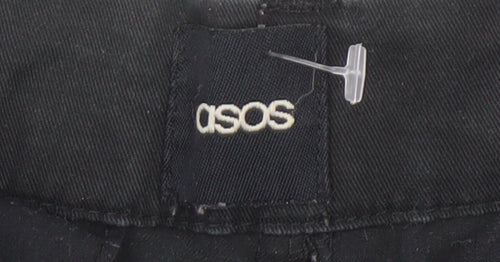 ASOS Men's Black Chino Shorts - Size 32, Regular Fit