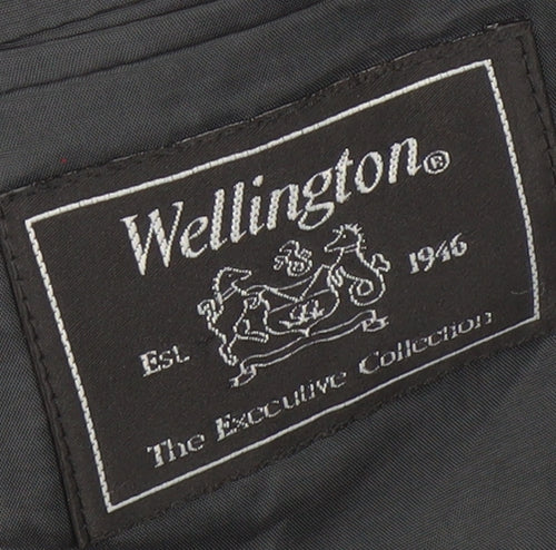Wellington Men's Grey Striped Blazer 40L