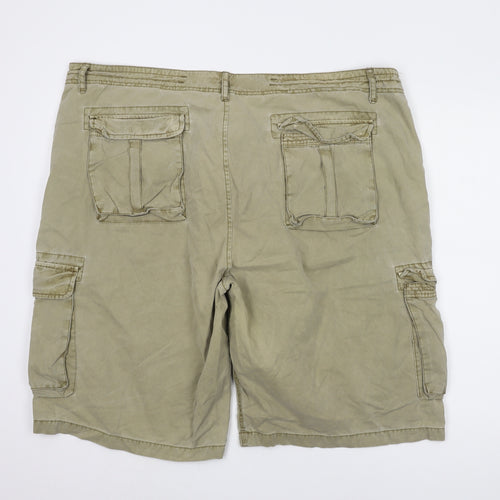 Hampton Men's Beige Cargo Shorts Size 44