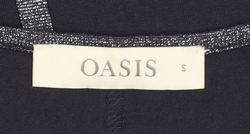 Oasis Women's Black Floral T-Shirt Size S
