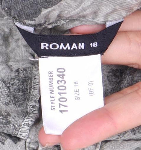 Roman Women's Grey Floral Button Skirt Size 18