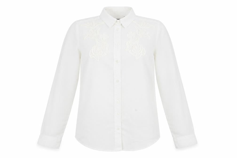 Front view of Topshop Women's White Button-Up Shirt, size 6
