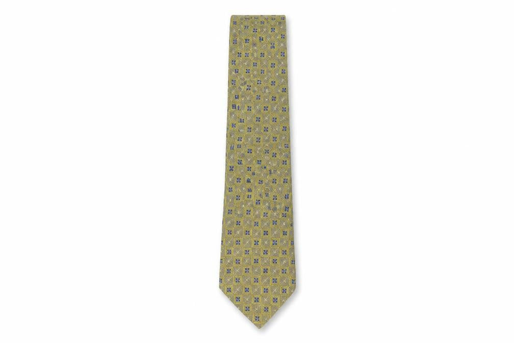 Front view of Van Heusen Men's Gold Geometric Silk Tie