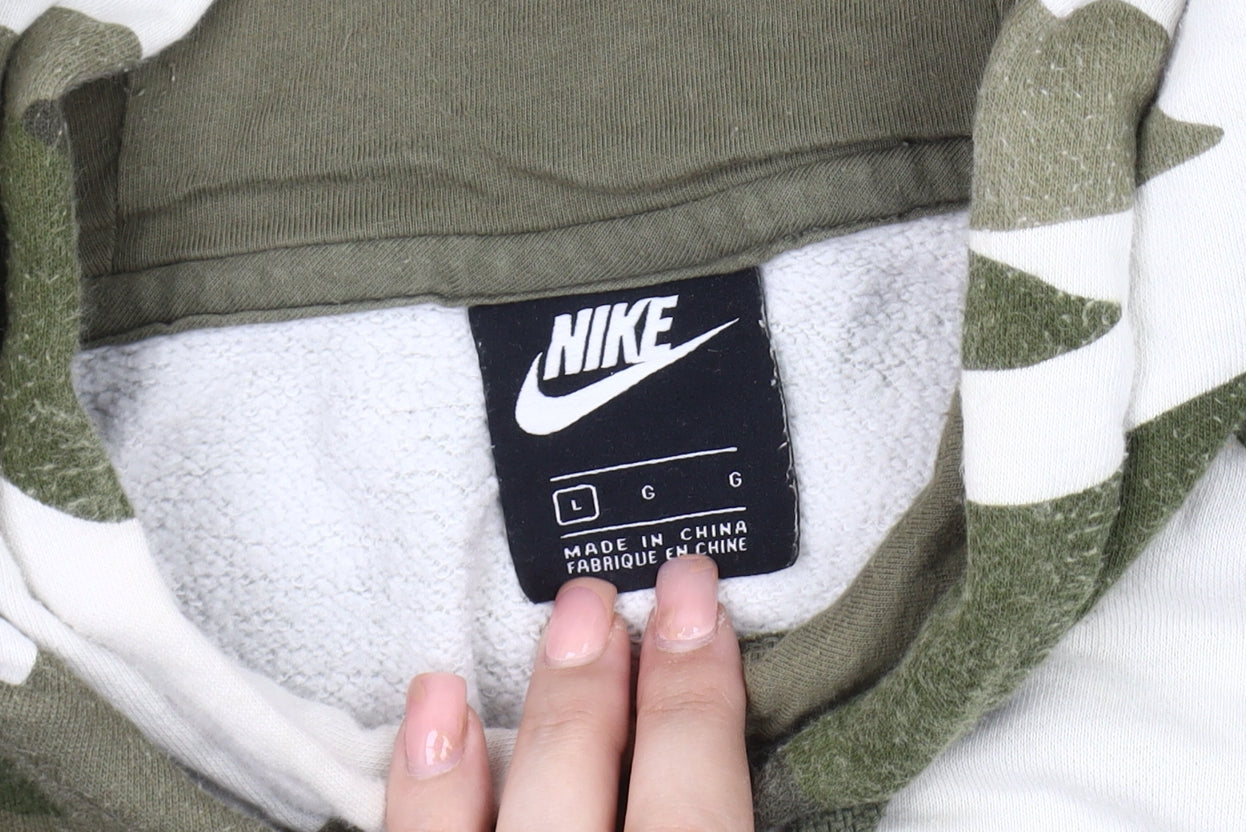 Nike Men's Green Camouflage Hoodie L Pullover
