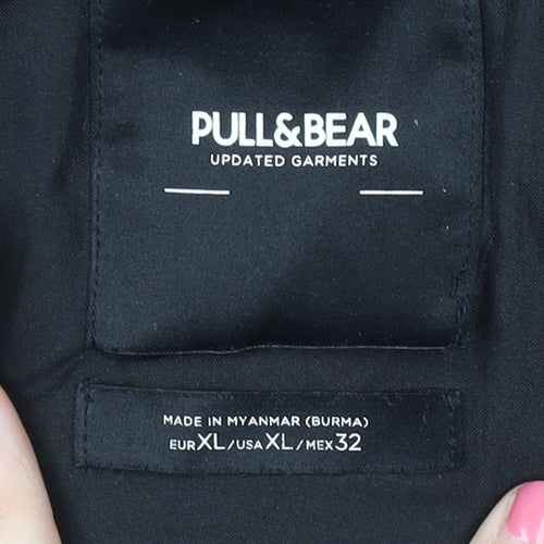 Pull & Bear Women's Black XL Quilted Hooded Jacket