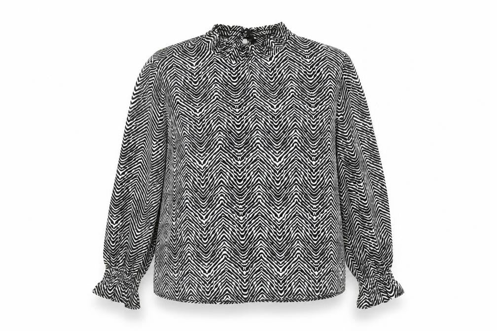 Front view of Boohoo Women's Black & White Animal Print Blouse, size 14