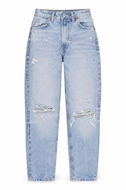 Front view of Zara Women's Blue Mom Jeans, size 4, High-Rise Distressed