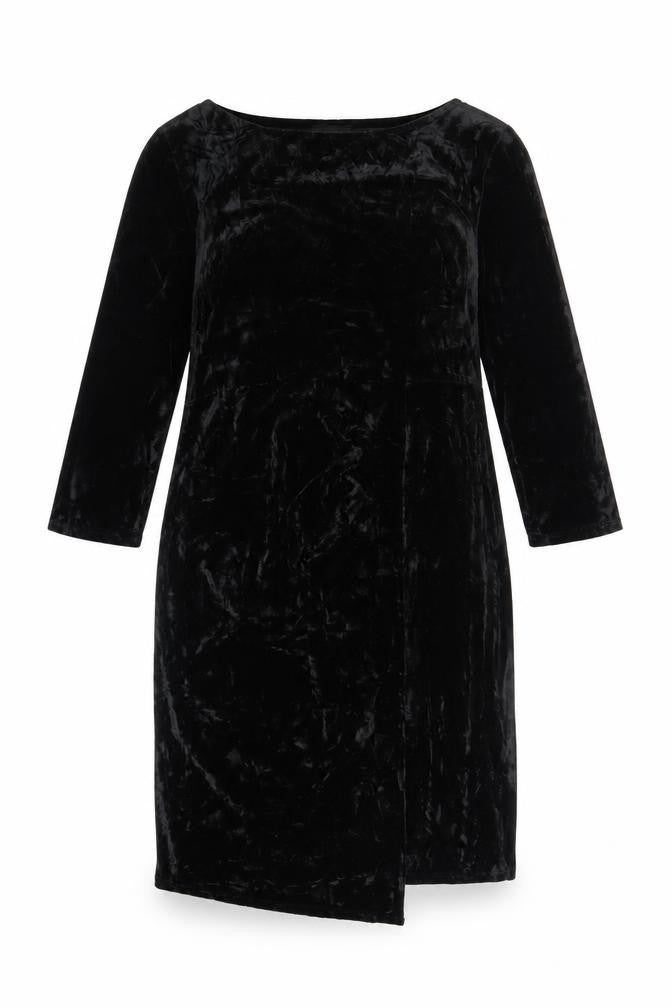 Front view of Saloos Women's Black Velour Dress, size 16