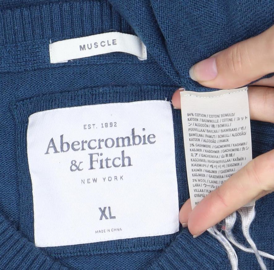 Abercrombie & Fitch Men's Blue XL V-Neck Pullover