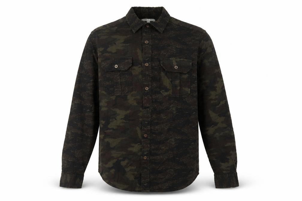 Uniqlo Men's Green Camouflage Button-Up Shirt M