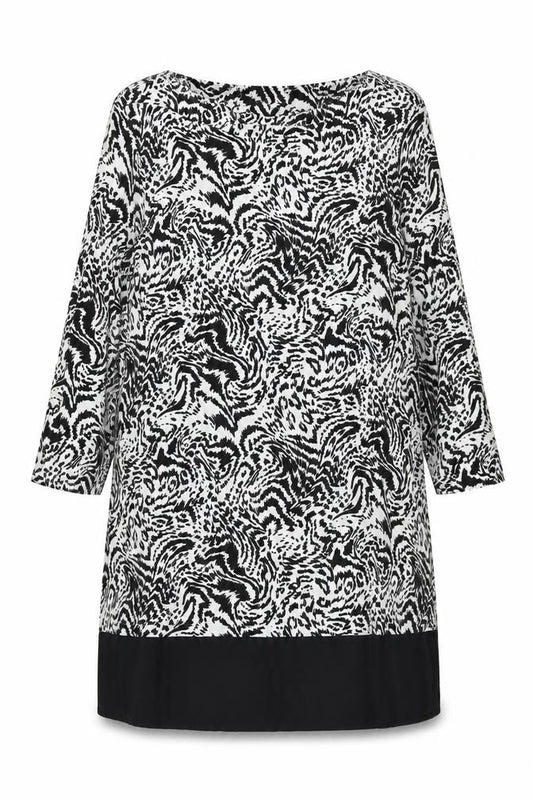 Front view of Bonmarché Women's Multicoloured Animal Print Dress, size 16