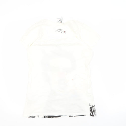 Comic Relief Women's White T-Shirt, Size M, Graphic Casual
