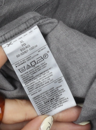 GAP Men's XL Grey Short Sleeve Chambray Shirt