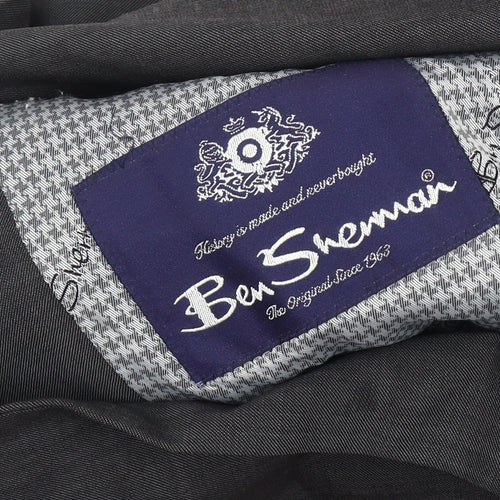 Ben Sherman Blazer, Size 34.
