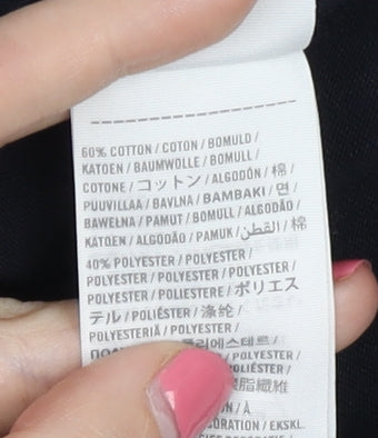Hollister Women's Black Embroidered T-Shirt M