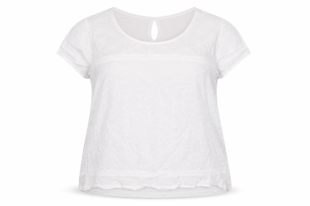 Front view of Isle Collection Women's White Blouse 18 Regular Fit