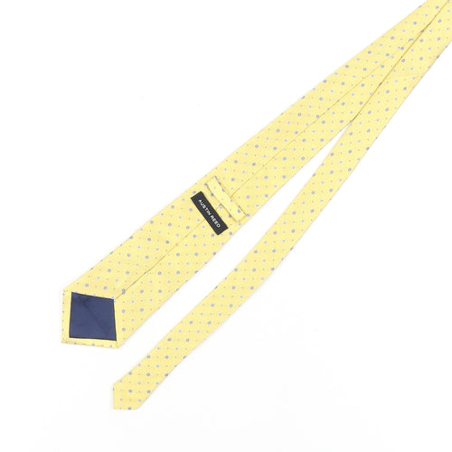 Austin Reed Men's Yellow Polka Dot Silk Tie
