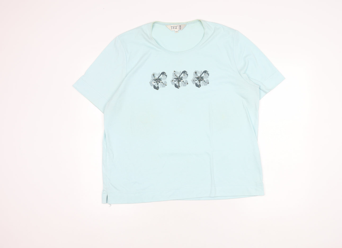 TIGI Wear Women's Blue Plus Size Floral T-Shirt