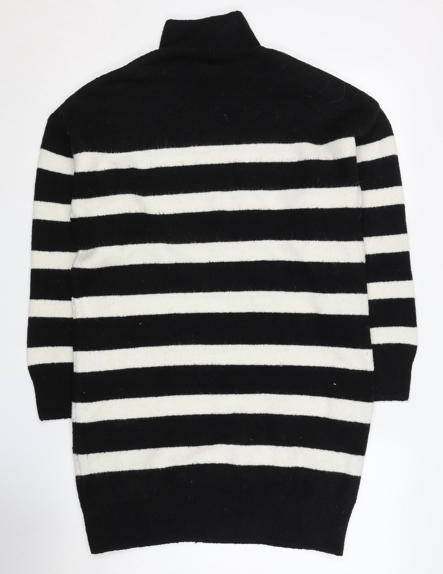 New Look Women's Black Striped Pullover Jumper - Small
