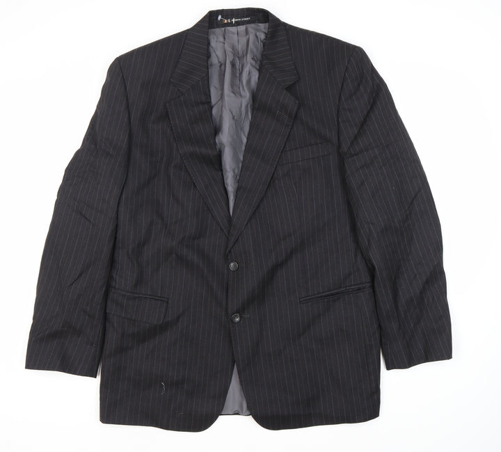 Daks Men's Grey Wool Blazer, Size 44R Striped, Formal