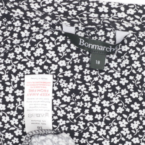 Bonmarché Women's Black Floral T-Shirt Size 18