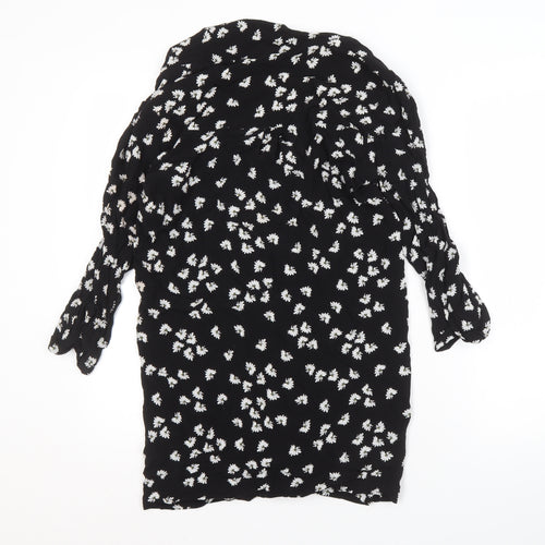 Urban Outfitters Women's Black Floral Dress Medium