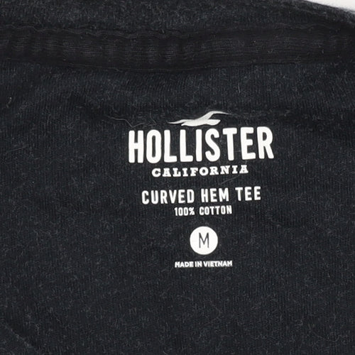 Hollister Men's Multicoloured M Curved Hem T-Shirt