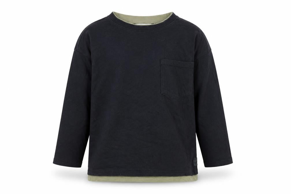 Front view of Zara boys’ black long sleeve t-shirt, size 6, years pullover